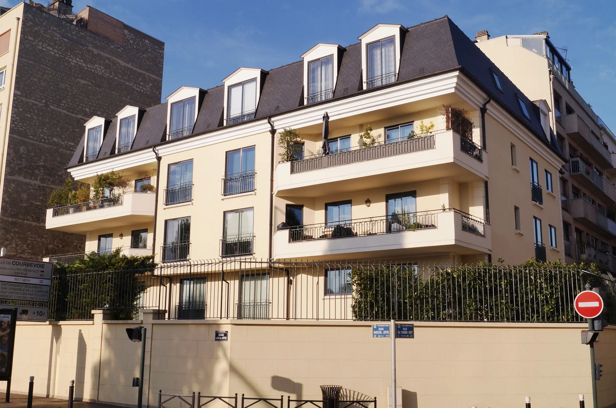 Immeuble réalisé par SIML au 1-3 rue du Chemin Vert, Courbevoie