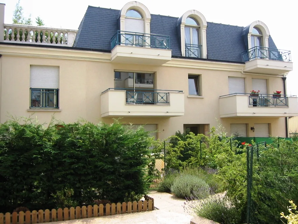 Immeuble réalisé par SIML au 65 rue Veuve Lacroix, La Garenne-Colombes